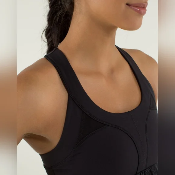 Lululemon 2-In-Run Tank in Black - Picture 5 of 13